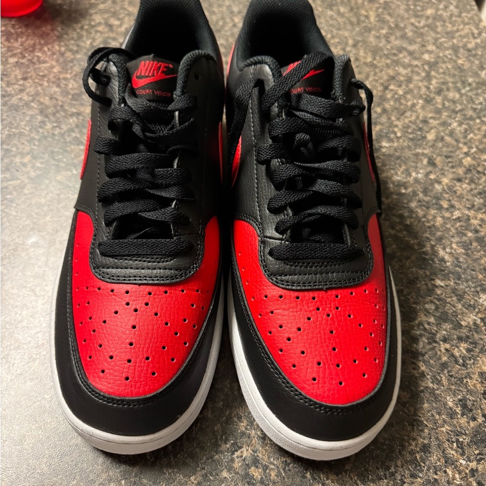 Nike Red and Black Sneakers Bold Athletic Style